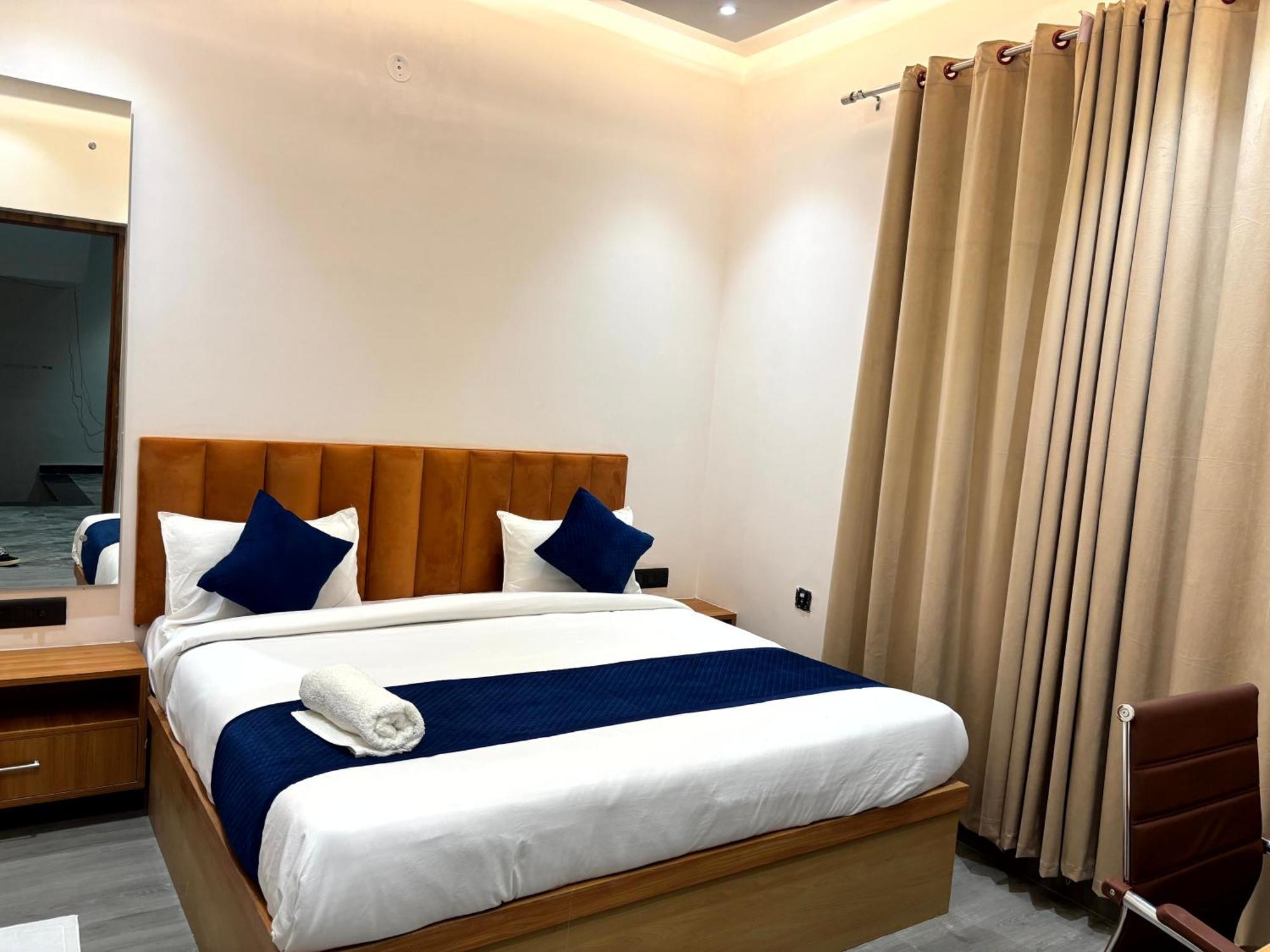 Hotel Taj Way By Jyoti Villa Agra  Exteriér fotografie