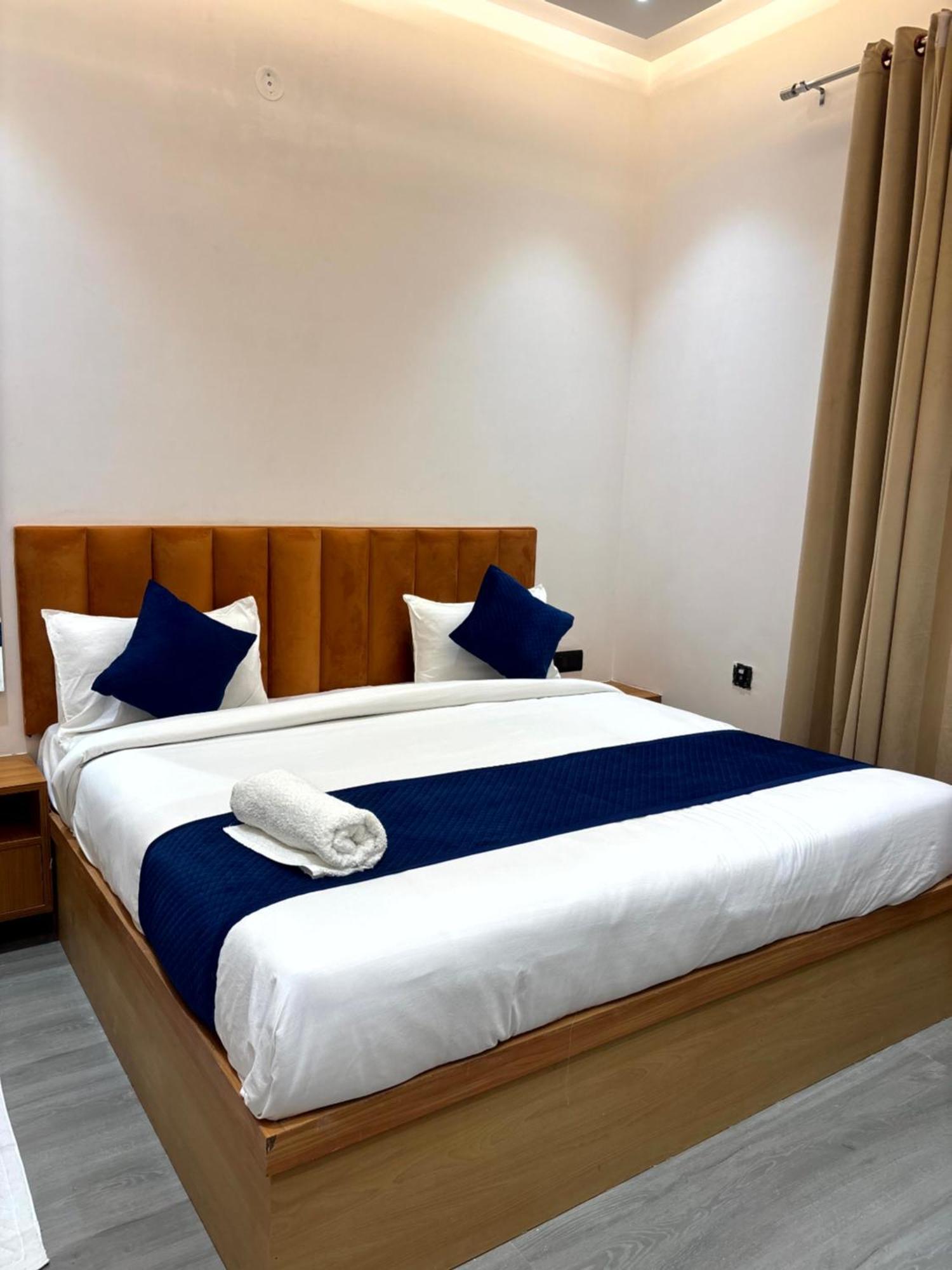 Hotel Taj Way By Jyoti Villa Agra  Exteriér fotografie