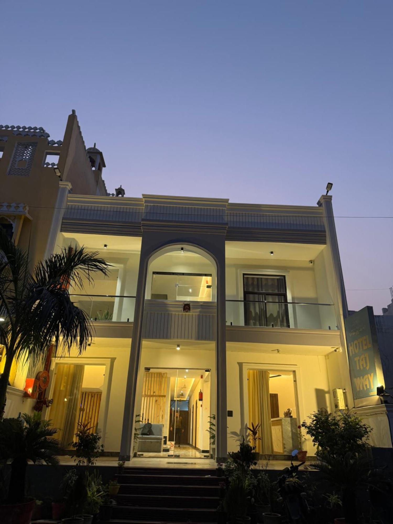 Hotel Taj Way By Jyoti Villa Agra  Exteriér fotografie